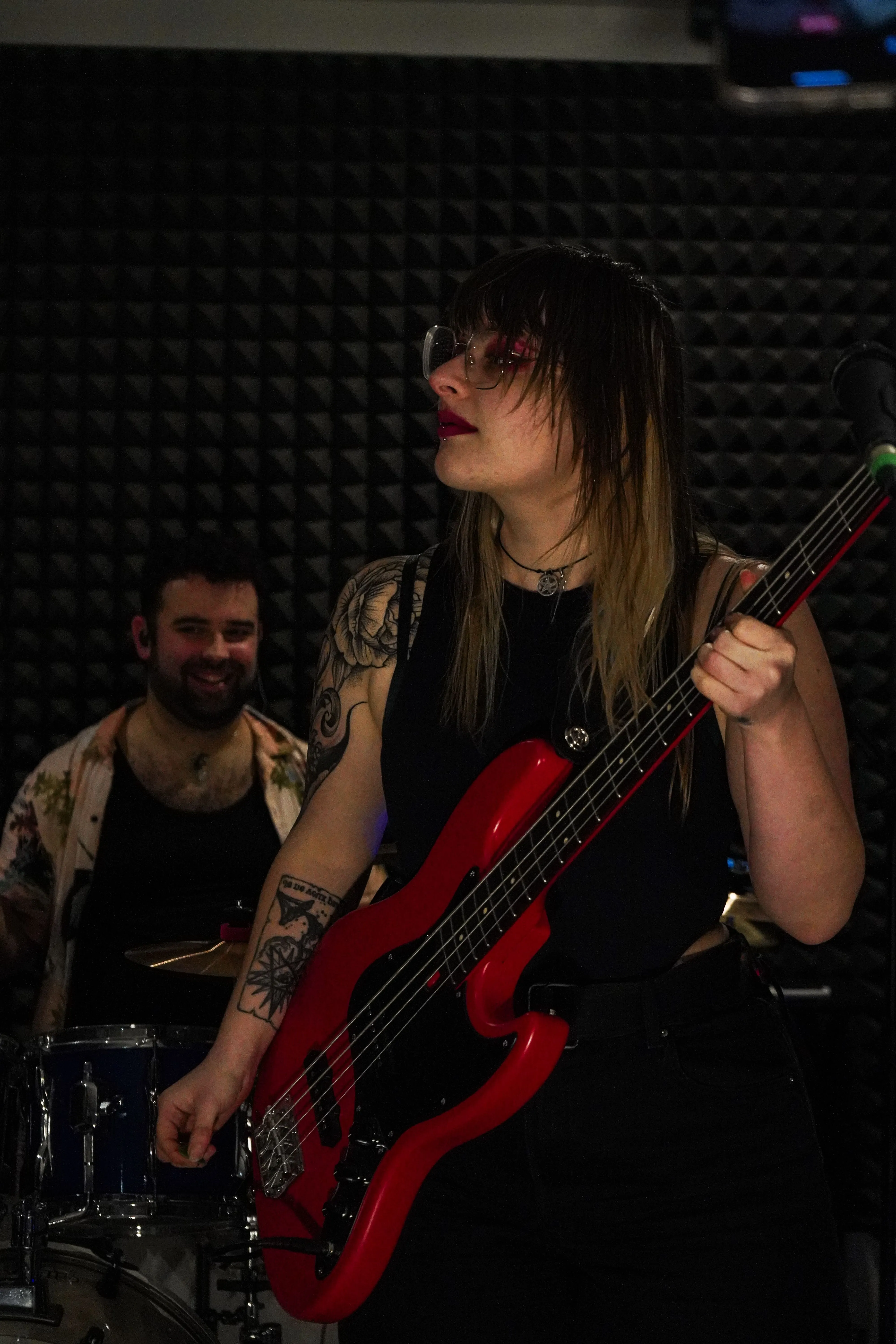 Reek premier plan, Quentin deuxième plan